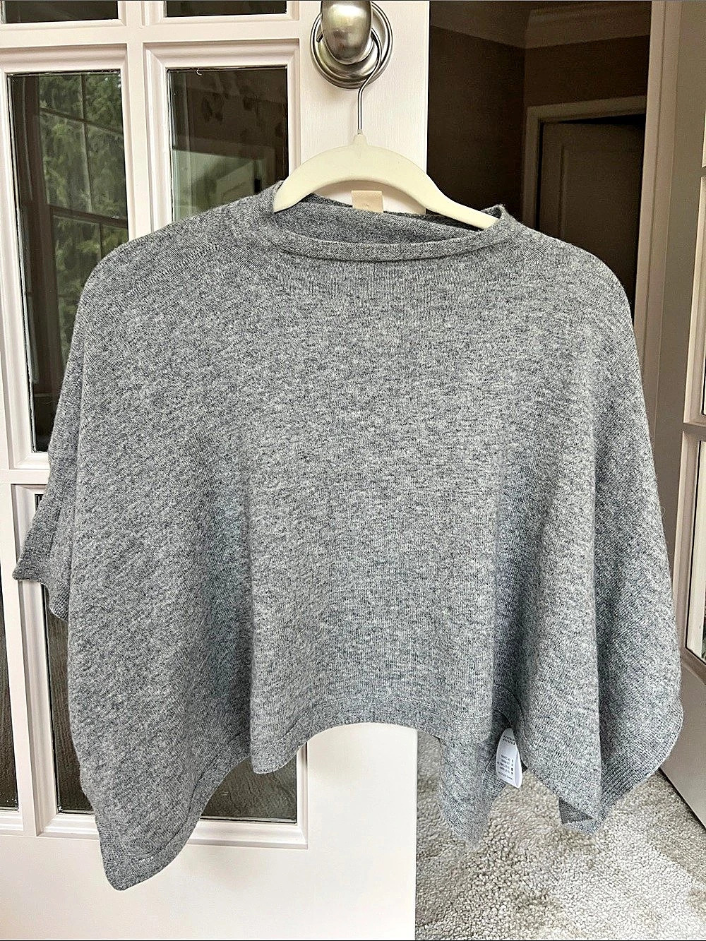 Gray shrug  70 percent wool and 30 percent cashmere